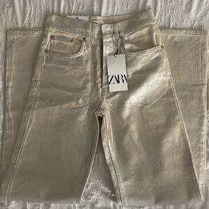 New Zara 
Size 38
Color : silver